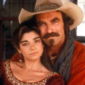 What happened to Laura San Giacomo? This is her today