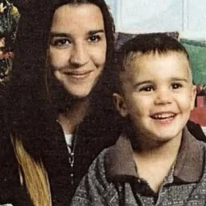 Her son became a world-famous celebrity, but his mothers tragic past is worse than you can imagine!