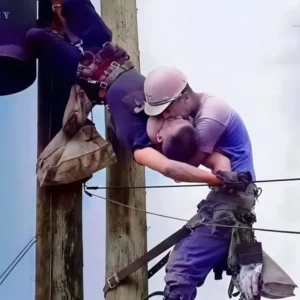 “He Was Dead on the Pole… Until His Friend Did the Unthinkable”