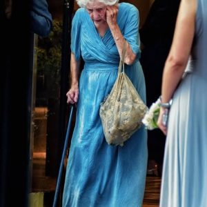I Threw My Grandma Out of My Wedding for Bringing a Dirty Bag of Walnuts – Two Days After She Died, I Opened It and Collapsed