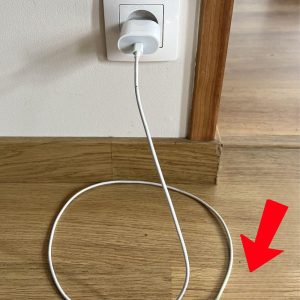 3 Diseases You May Face If You Never Leave a Charger Plugged In When Empty