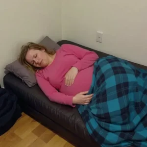 My Wife Forced My 7-Months-Pregnant Daughter to Sleep on an Air Mattress on the Floor — She Never Expected How Far I’d Go to Protect My Child