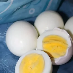 Boiled Eggs vs. Fried Eggs: Which Is Better for Breakfast?