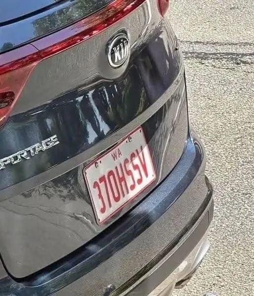 The Vanity Plate Everyone Laughed At—Until Someone Finally Noticed the Hidden Message