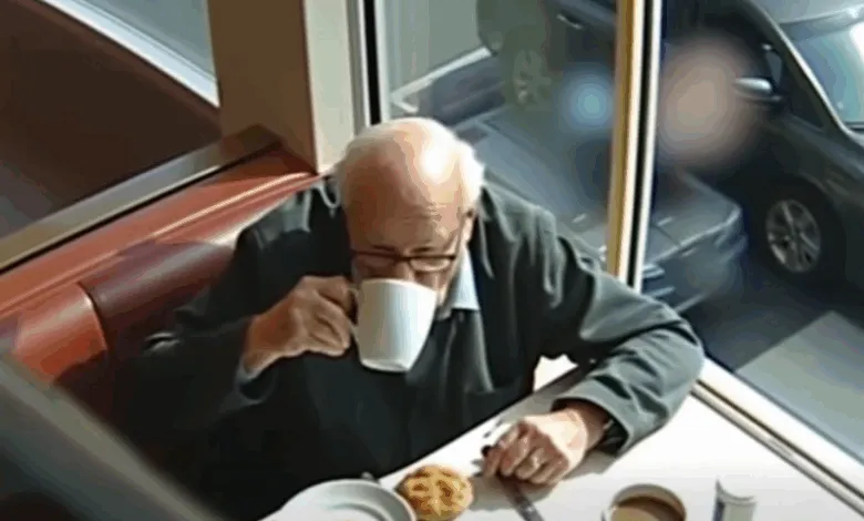 The Stranger Who Tipped Me $100 Every Sunday — Until I Learned He Wasn’t a Stranger at All.