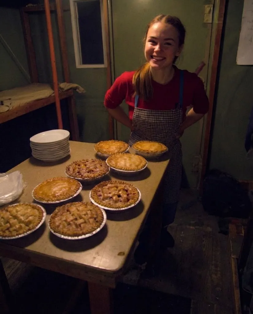 I Baked Pies For Hospice Patients Until One Arrived With My Name And I Could Not Stay Standing