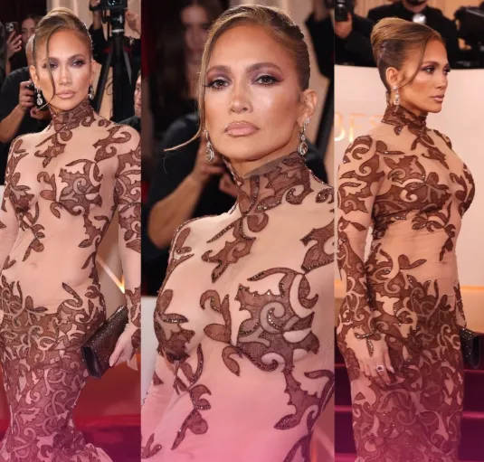 JLo Stuns in Vintage Couture at the Golden Globes