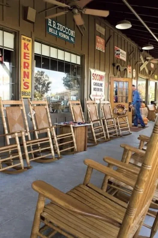 Surprising Hidden Details You Never Noticed Inside Your Local Cracker Barrel